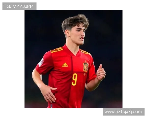 年轻帅气的足球明星们如何在绿茵场上展现魅力与风采